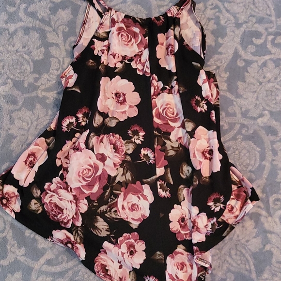 Black with rose flowers - Picture 2 of 2